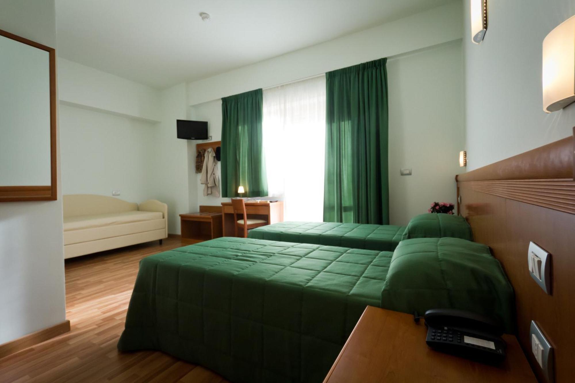 Hotel Donnini Assisi Ngoại thất bức ảnh