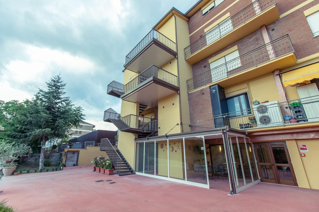 Hotel Donnini Assisi Ngoại thất bức ảnh